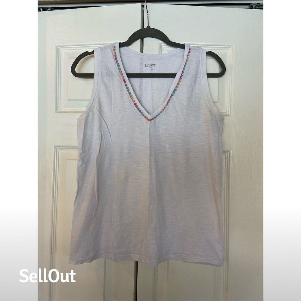 LOFT Outlet Women's White Sleeveless Ruffle V-Neck Tank Top M Standard
